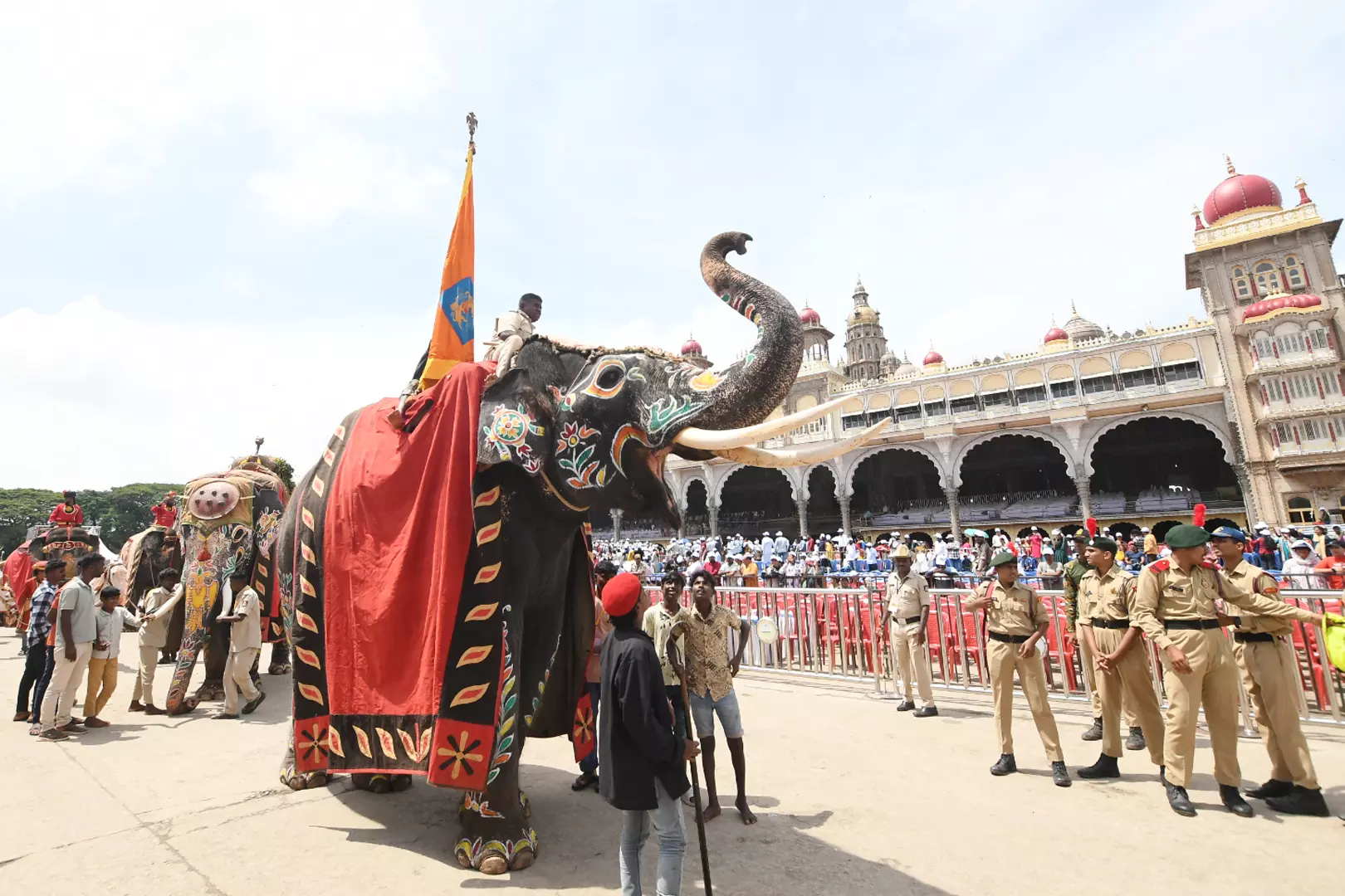 Mysuru: Annual Dasara Procession 2024 Mysuru: Annual Dasara Procession 2024