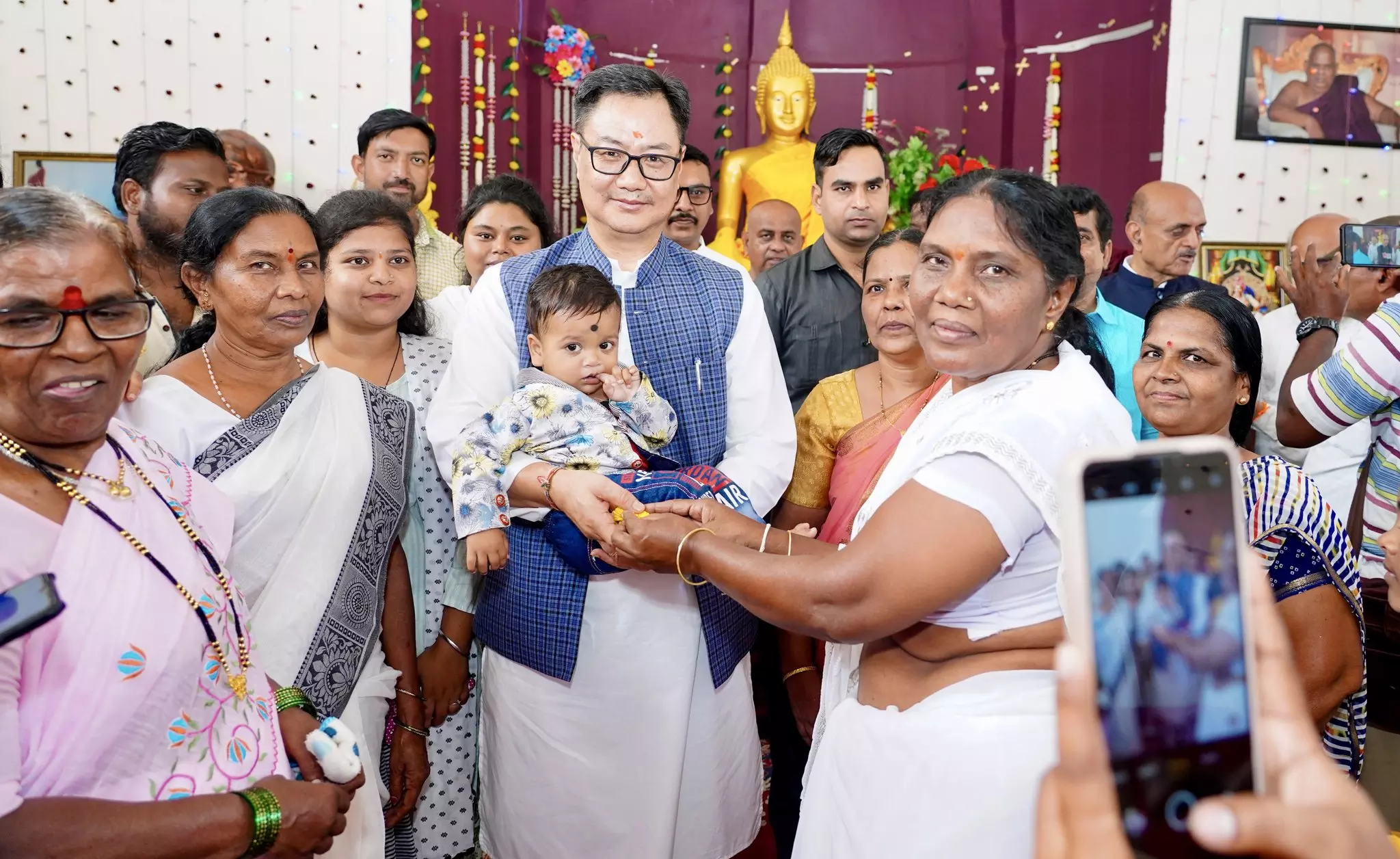 Union Minister Kiren Rijiju visits Vipassana Buddha Vihar and Dhamma Bhumi Buddha Caves