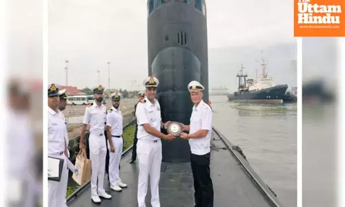 Russian submarine Ufa docks at Kochi port, receives warm welcome by Indian Navy