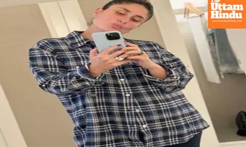 Kareena Kapoor says “hello from the closet”