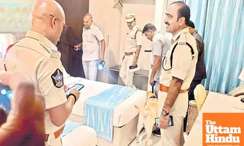 Three hotels in Tirupati receive bomb threat