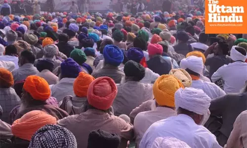 Punjab farmers to block highways in protest over FIRs for stubble burning