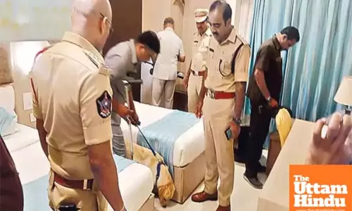 Fresh bomb threats to hotels in Tirupati, temple also threatened