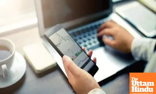 DIIs hold stock market steady as FIIs sell Rs 113,858 crore worth equity in Oct