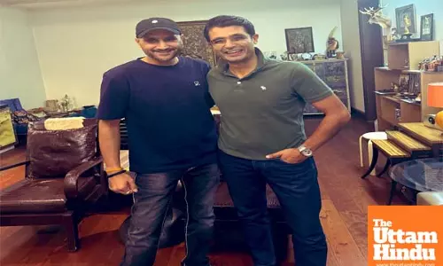 Former cricketer meets BJP leader in Jalandhar