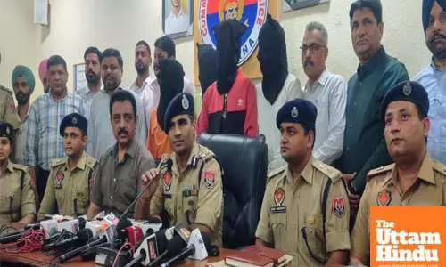 Petrol bomb attacks on Shiv Sena leaders