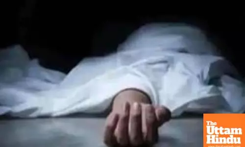 Young girl reportedly takes her own life at the Darbar Sahib complex, WATCH VIDEO