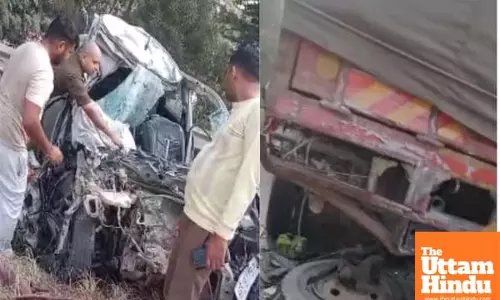 Car collides with truck, claims five lives on Greater Noida Expressway