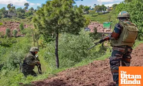 4 soldiers injured in Kishtwar gunfight, searches continue in Srinagar forest area