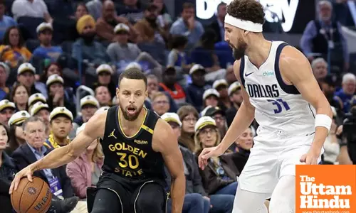 Klay Thompson returns as Steph Curry shines, warriors beat mavericks in NBA cup