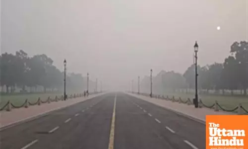 Delhi-NCR chokes under dense smog as AQI peaks to severe level