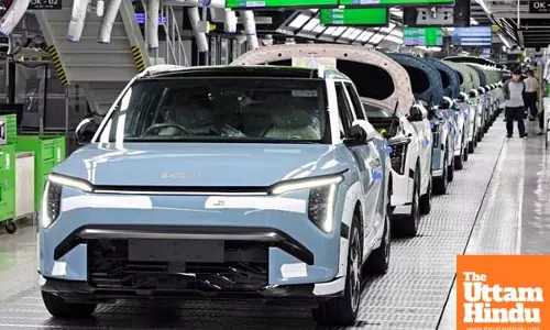 Auto exports set fresh high in South Korea on hybrid models