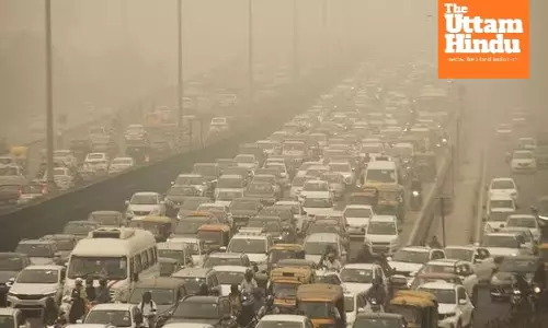 Delhi CM Announces Online Classes for Primary Schools Amid Rising Air Pollution