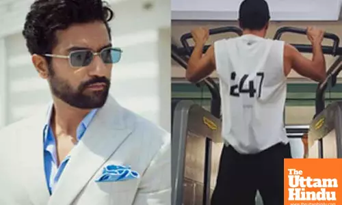 Vicky Kaushal shares a glimpse of him doing pull ups