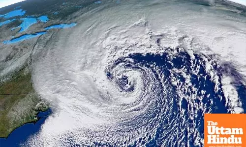 Cyclone Fengal Set for Landfall: Red Alert in Tamil Nadu, Puducherry, Schools and Colleges Shut