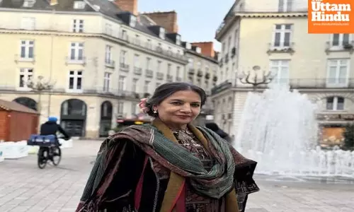 Shabana Azmi roams the streets in Nantes, remembers Shyam Benegal