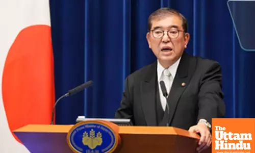 Japanese govt approves 250 billion USD economic package to ease prices