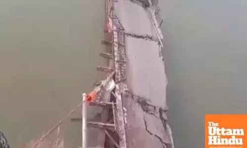 WATCH: Unnaos 150-Year-Old Bridge Collapses into Ganga River, Raising Safety Concerns