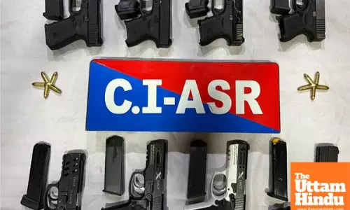 Amritsar: 2 Arrested, 8 Pistols Seized in International Arms Smuggling Operation