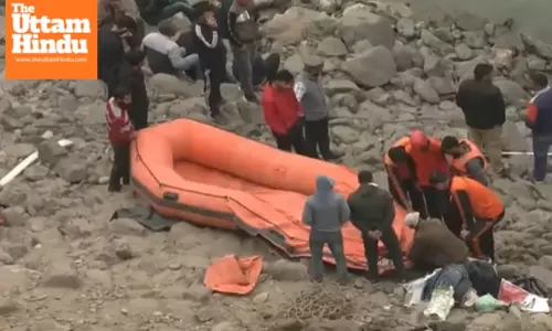 Woman killed, 2 persons missing as car drops into Chenab River in J&Ks Doda