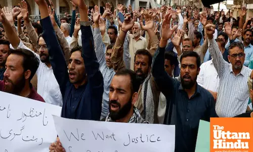 124 killed in sectarian violence in Pakistan