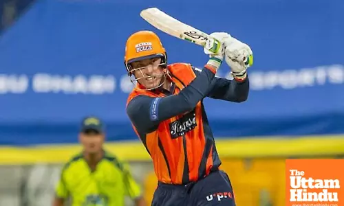 Abu Dhabi T10: Tom Bantons fiery knock keeps Delhi Bulls in the hunt for final