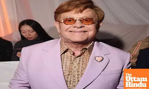 Elton John has lost his sight following an eye infection
