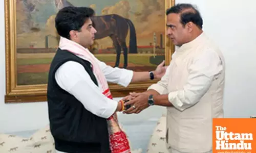 Assam CM meets Union Minister Scindia, invites him for investor summit