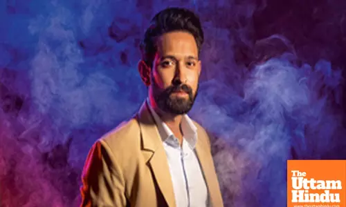 Quitting at the peak of career: Is Vikrant Massey following Vinod Khanna’s footsteps