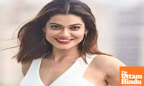 Payal Rohatgi seeks financial aid for her fathers prostate cancer treatment