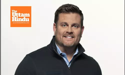 CEO of largest US healthcare company shot dead in mid-town New York