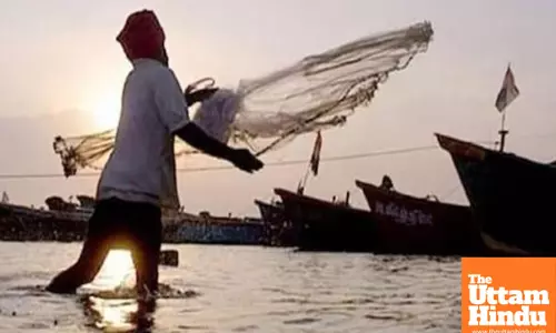 Fishermen under fire: sri lankan navy seizes 14 tamil nadu fishermen in Latest dispute