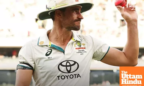 2nd Test: Feel like the ball has been coming out well, says Starc after grabbing six-fer