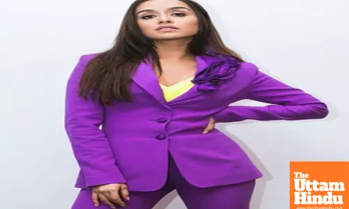 Shraddha Kapoor to Abu Dhabi Grand Prix Finale Race 2024