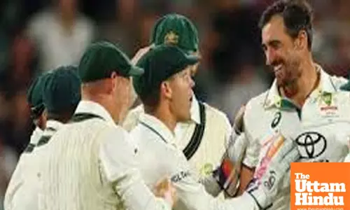 Bhajji Hayden pinpoint Indias weakness in building partnerships after Adelaide debacle