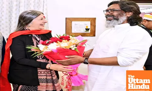 Ranchi: CPI(M) leader Brinda Karat meets Jharkhand Chief Minister Hemant Soren