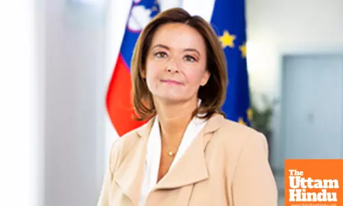 Slovenia keeps processing Syrian asylum requests, seeks EU-wide approach