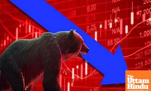 Sensex, Nifty fall more than 1 pc as global risks weigh on market sentiment