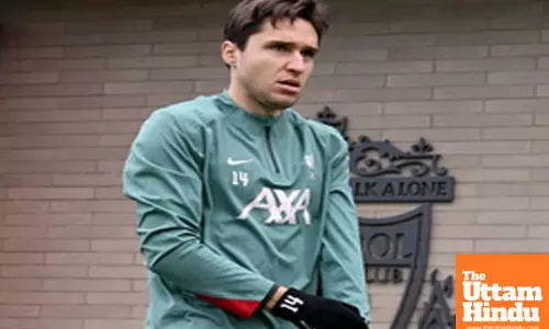 Liverpool get attacking boost with Chiesa, Jotas return to training