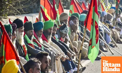 Haryana cuts off internet in 12 villages ahead of farmers march to Delhi: Security tightens as farmers push forward despite roadblocks!