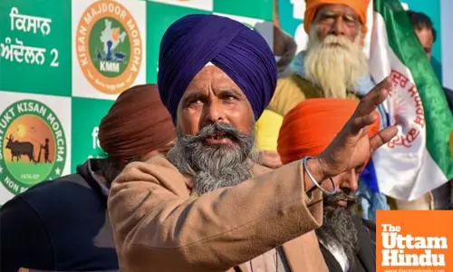 How do 101 farmers on foot pose threat to national peace, asks Pandher