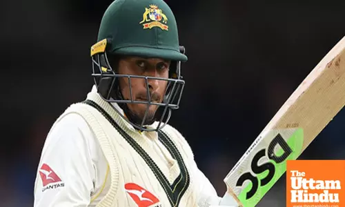 3rd Test: Early lunch taken due to searing rain after Australia reach 28/0 in 13.2 overs