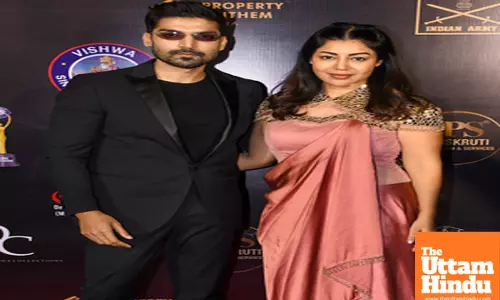 Mumbai: Celebrities at the Red Carpet of the Lions Gold Awards
