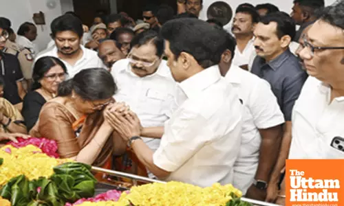 Chennai: CM MK Stalin Pays His Last Respects to E.V.K.S. Elangovan