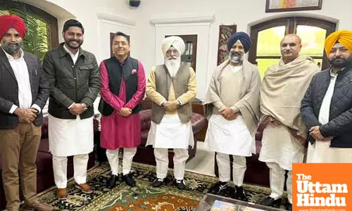 AAP Punjab President Aman Arora Seeks Blessings from Dera Beas Chief Baba Gurinder Singh Dhillon Ji