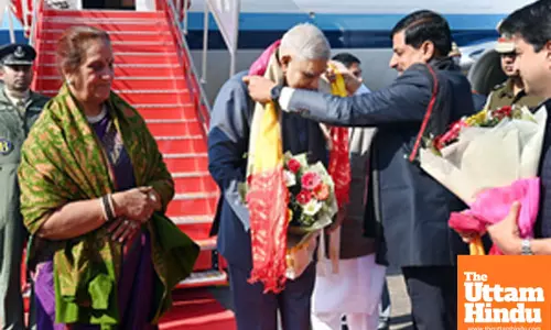 Gwalior: Vice President Jagdeep Dhankhar and Sudesh Dhankhar being welcomed on their arrival