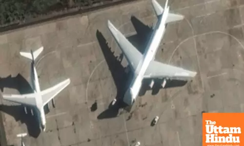 Russia evacuates some diplomats out of Syria