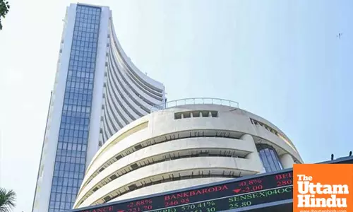 Sensex settles at 81,748 amid mixed global cues