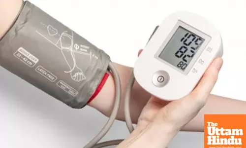 Many factors distort blood pressure reading: report