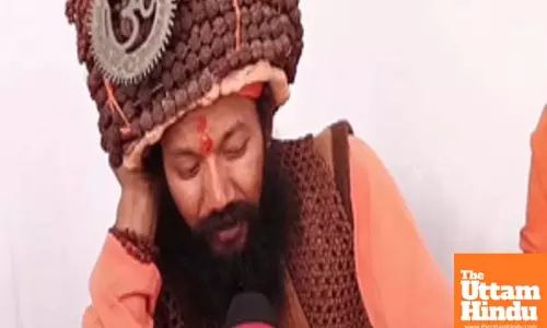 Rudraksha Baba Captivates Maha Kumbh, Pledges to Wear 1.25 Lakh Rudrakshas for 12 Years
